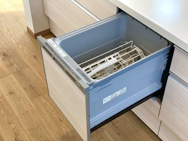 食洗機から水が漏れる！排水口・給水ホース・ドアからの症状別解決ガイド