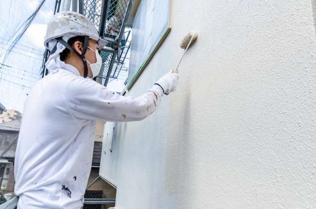外壁塗装剥がれ補修DIYの落とし穴！やってはいけないNG行為とは？