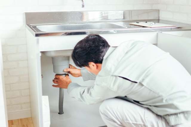 【水回り掃除】簡単にキレイを保つポイントは？業者による掃除の費用相場も
