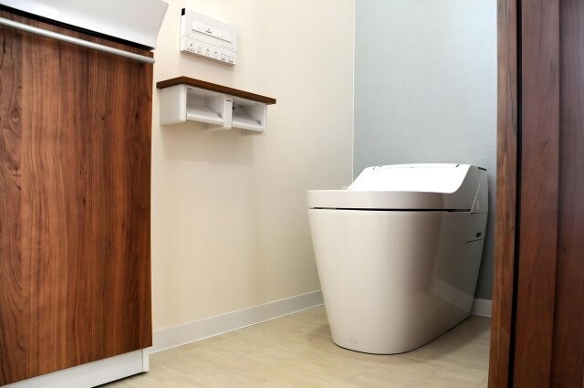 トイレ交換はどこに頼むのが正解？業者の種類と選び方のポイントを徹底解説